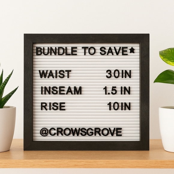 Glamorous Black Frayed Denim Booty Shorts Size Sm NWOT - Picture 7 of 8